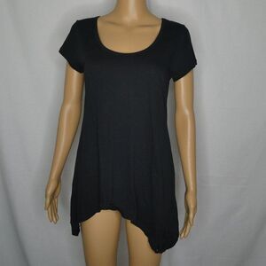 Satva Asymmetric Handkerchief Hem Scoop T Shirt Sm